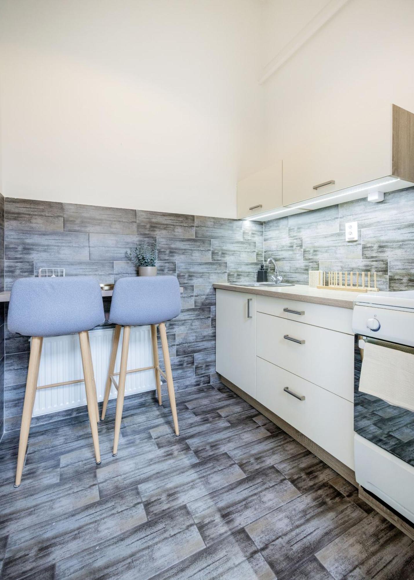 A Touch Of Provence And Pastels In The Centre Appartement Boedapest Buitenkant foto